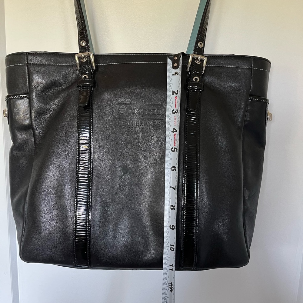 Coach 90s Black Leather Shoulder Bag - Picture 15 of 16